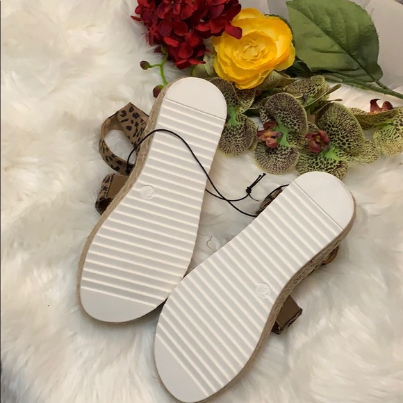 Animal Print Strappy Platform Espadrille Sandals W/Side Buckle Sz 7.5W NEW! FIRM - Picture 4 of 5